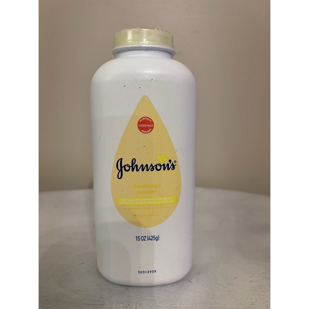 JOHNSON'S‎ Medicated Baby Powder with Zinc Oxide - 15 oz